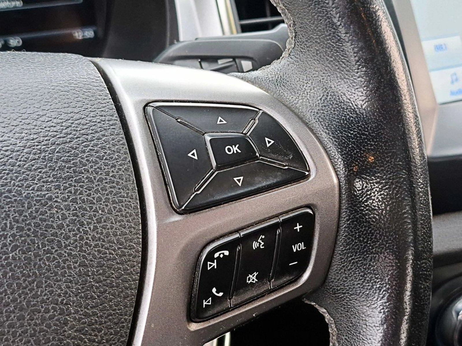 Ford RANGER 2.2 DSL XL MT 4X4 DIESEL 2021 - Imagen 17 de 20