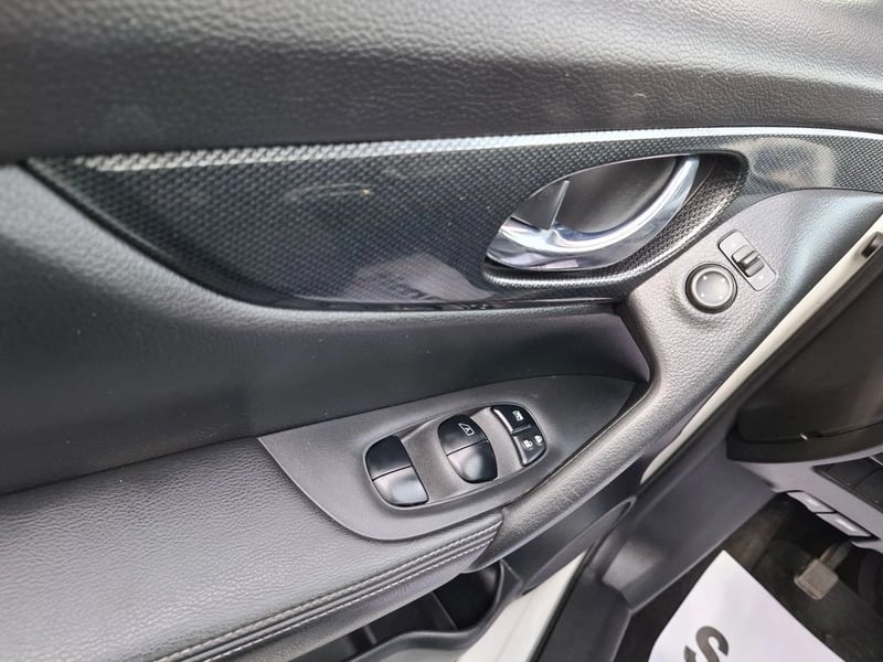 Nissan X-TRAIL 2.5 EXCLUSIVE CVT AT 4X4 2018 - Imagen 10 de 19