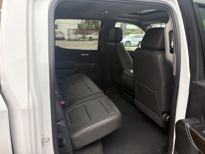 Chevrolet SILVERADO 5.3 LT TRAILBOSS Z71 4X4 AT 4P 2022 - Imagen 11 de 12