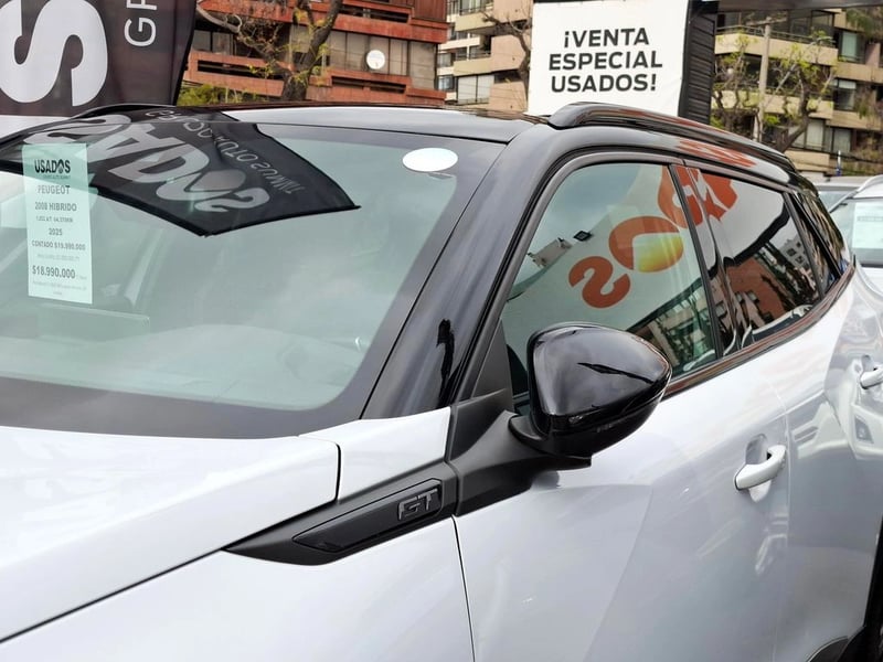 Peugeot 2008 4X2 1.2 AUT HIBRIDO 2025 - Imagen 3 de 20