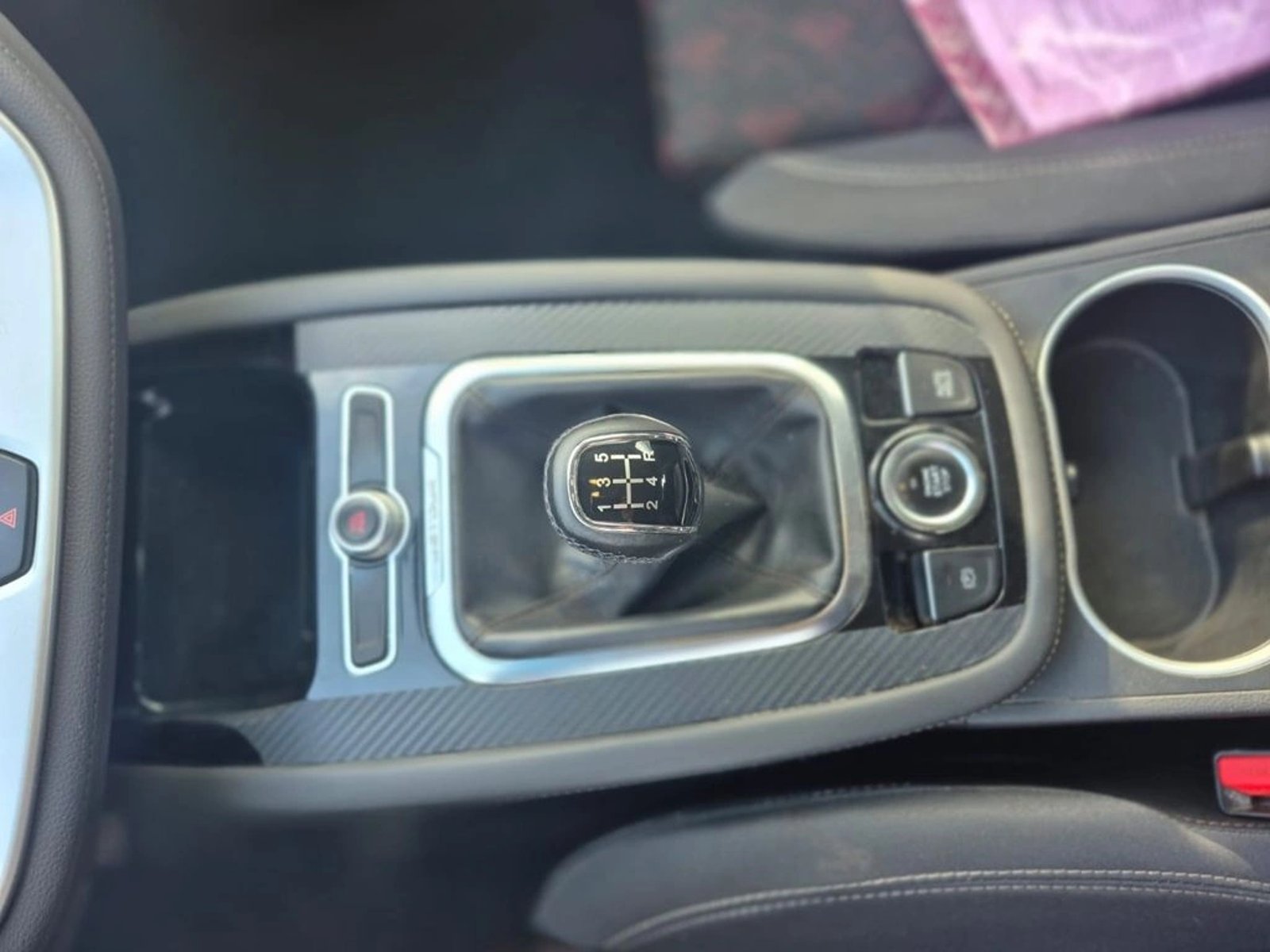 JETOUR X70 1.5 GL MT 2024 - Imagen 17 de 20