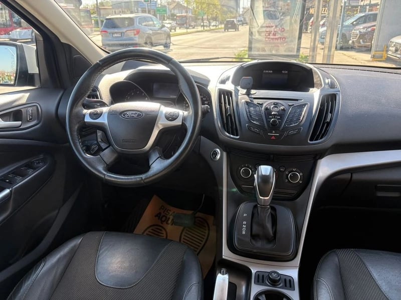 Ford ESCAPE 2.5 S 4X2 AT 5P 2017 - Imagen 6 de 12