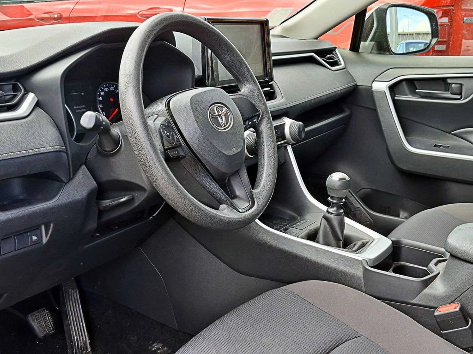 Toyota RAV4 2.0 LE 4X2 MT 5P 2021 - Foto 3 de 10