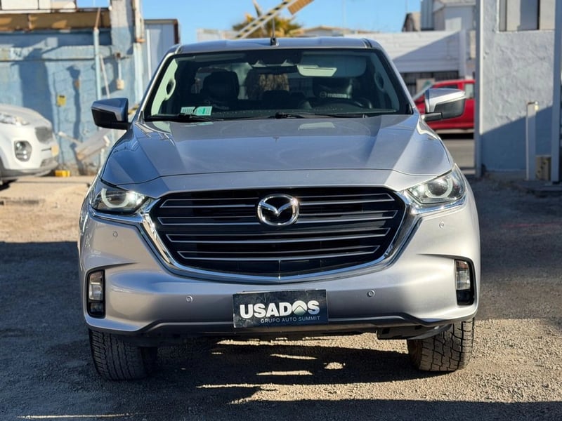 Mazda BT-50 3.0 DIESEL 4X4 DOB.CAB. 6MT 4P 2023 - Imagen 3 de 15