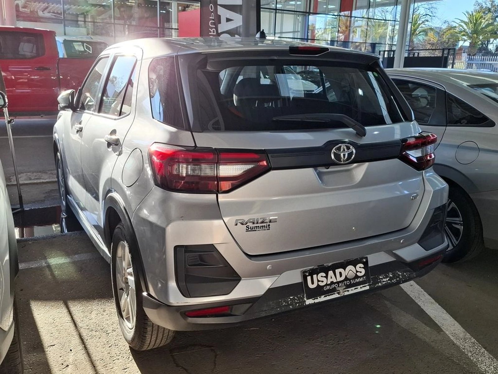 Toyota RAIZE 1.2 E 4X2 AT 5P 2023 - Imagen 7 de 15