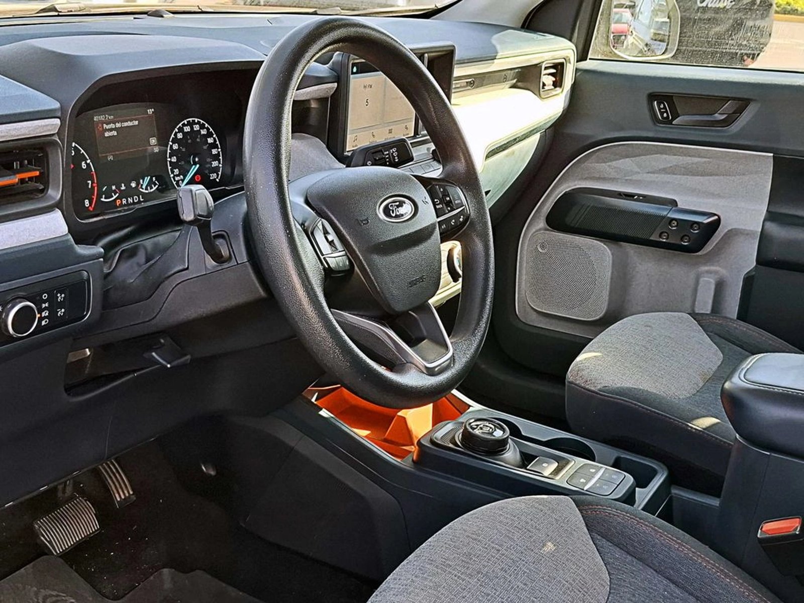 Ford MAVERICK 2.0 XLT AT 2025 - Imagen 10 de 18