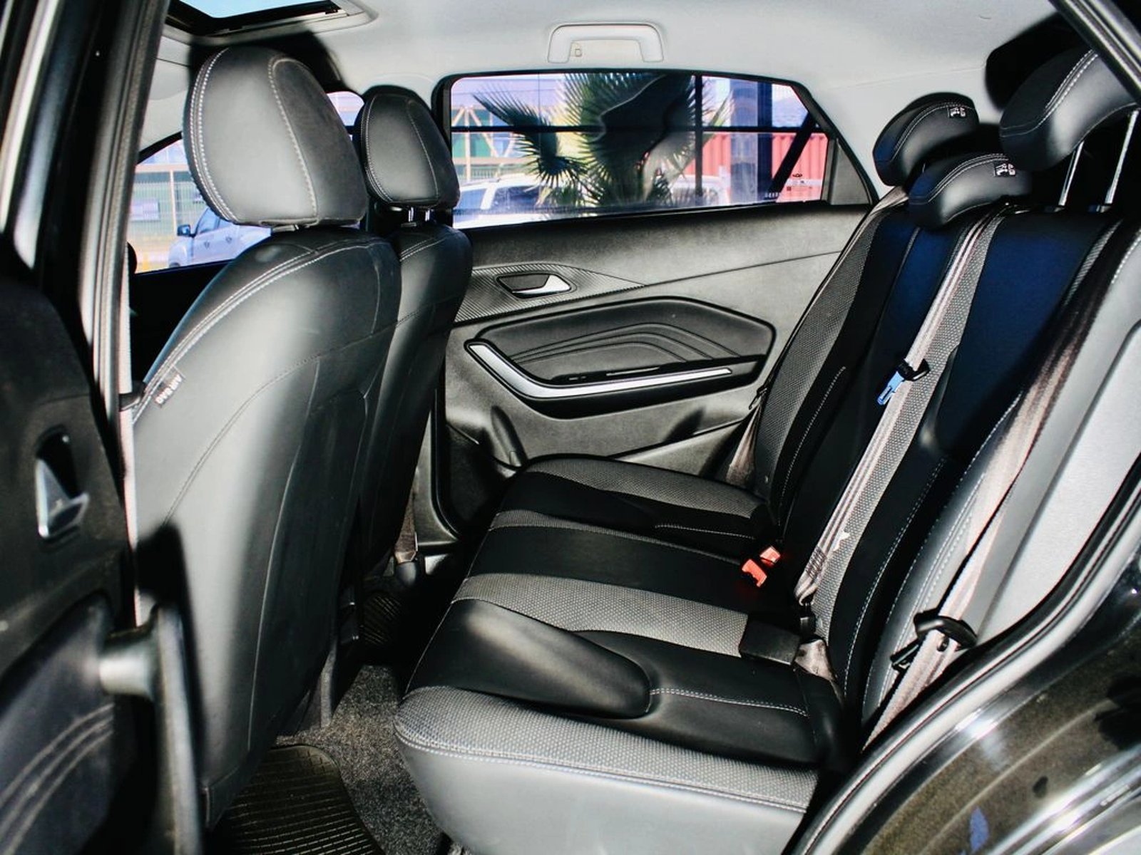 CHERY TIGGO 2 PRO GLX CVT 1.0T 2023 - Imagen 7 de 11