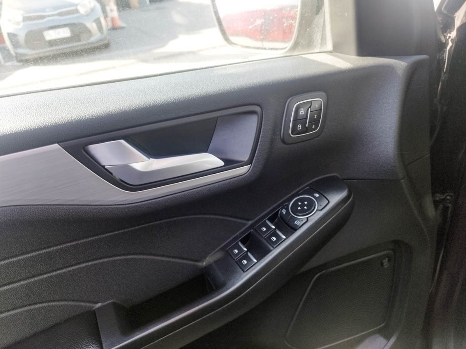 FORD ESCAPE TITANIUM 2.0 AUT 4X4 2024 - Imagen 9 de 20