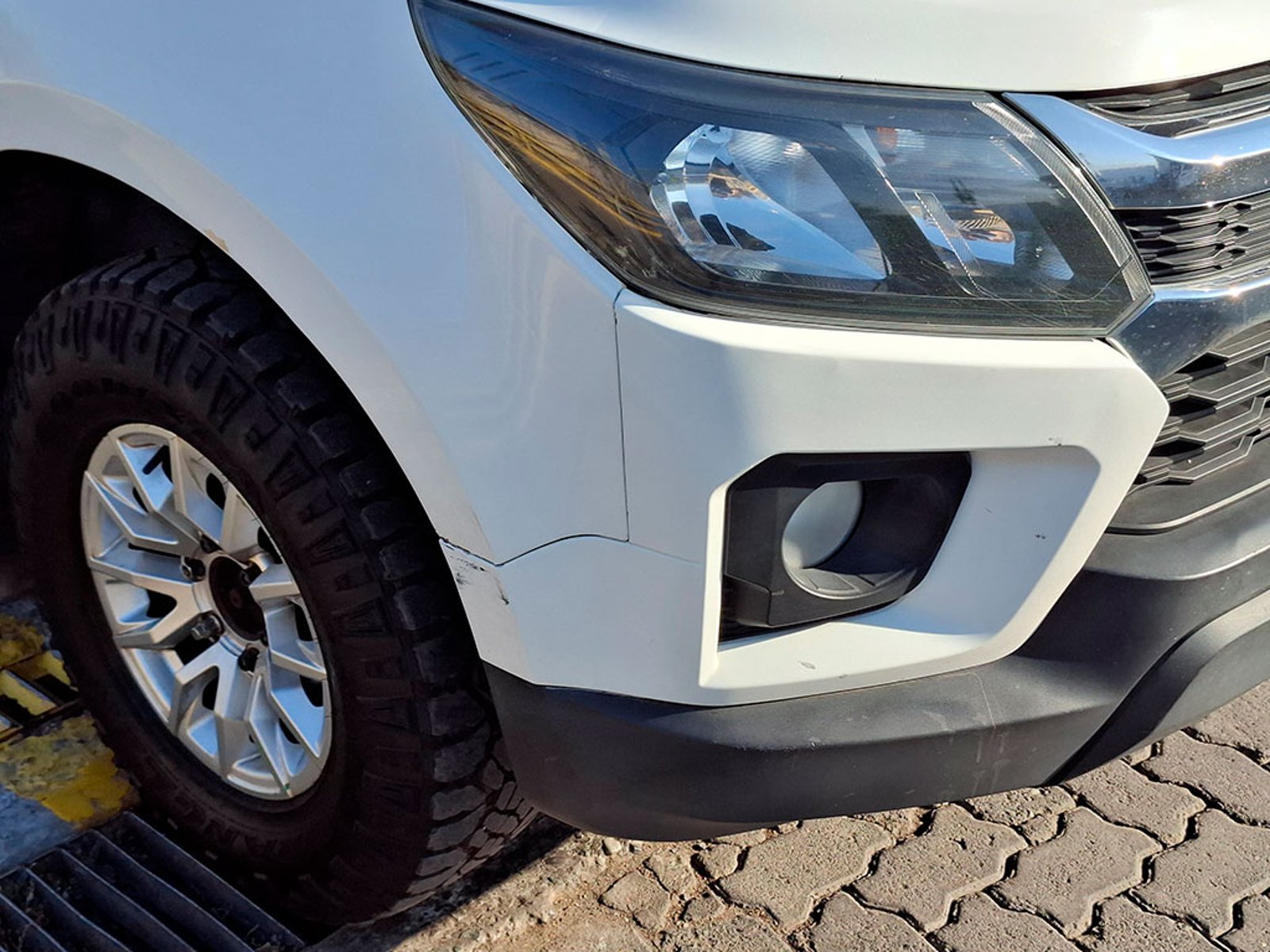 CHEVROLET COLORADO 2.8 LT MT 4X4 2022 - Imagen 8 de 20