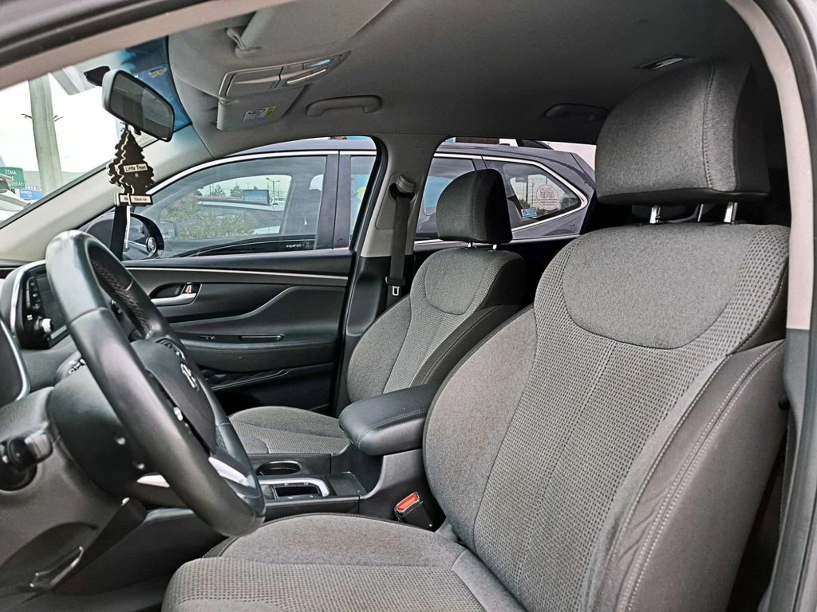 Hyundai SANTA FE 2.4 PLUS 4X2 AT 2021 - Imagen 10 de 18