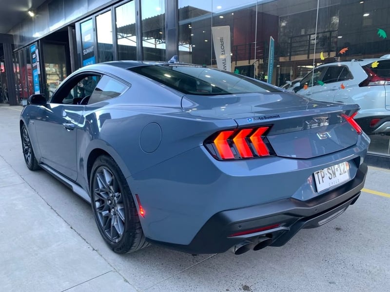 Ford MUSTANG 5.0 GT PREMIUM AT 2024 - Imagen 4 de 8