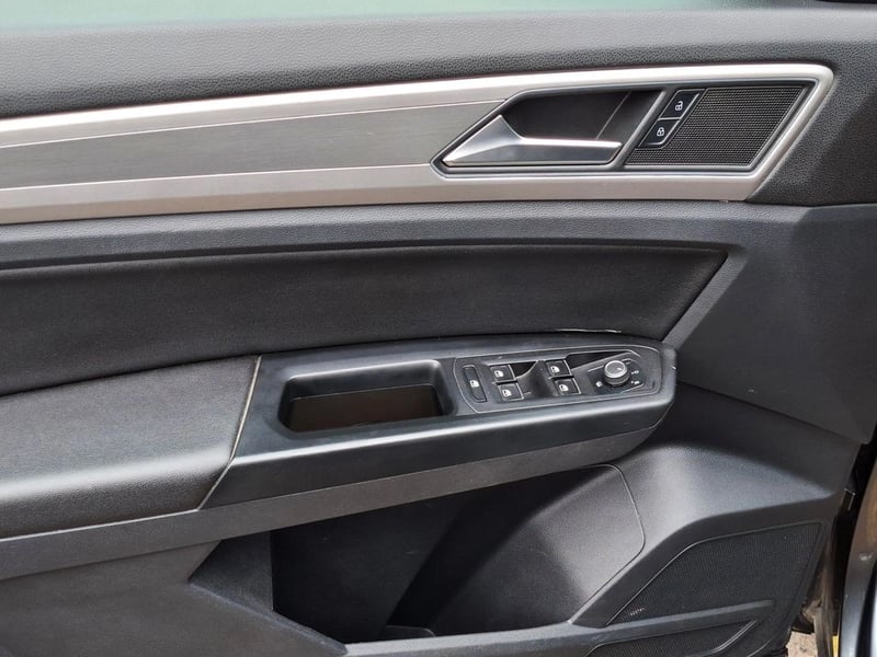 Volkswagen ATLAS 3.6 FSI TRENDLINE 4MOTION 4X4 276HP AT 5P 2019 - Imagen 12 de 20