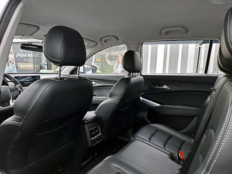 JAC JS8 1.5  LUXURY MT 2023 - Imagen 12 de 18