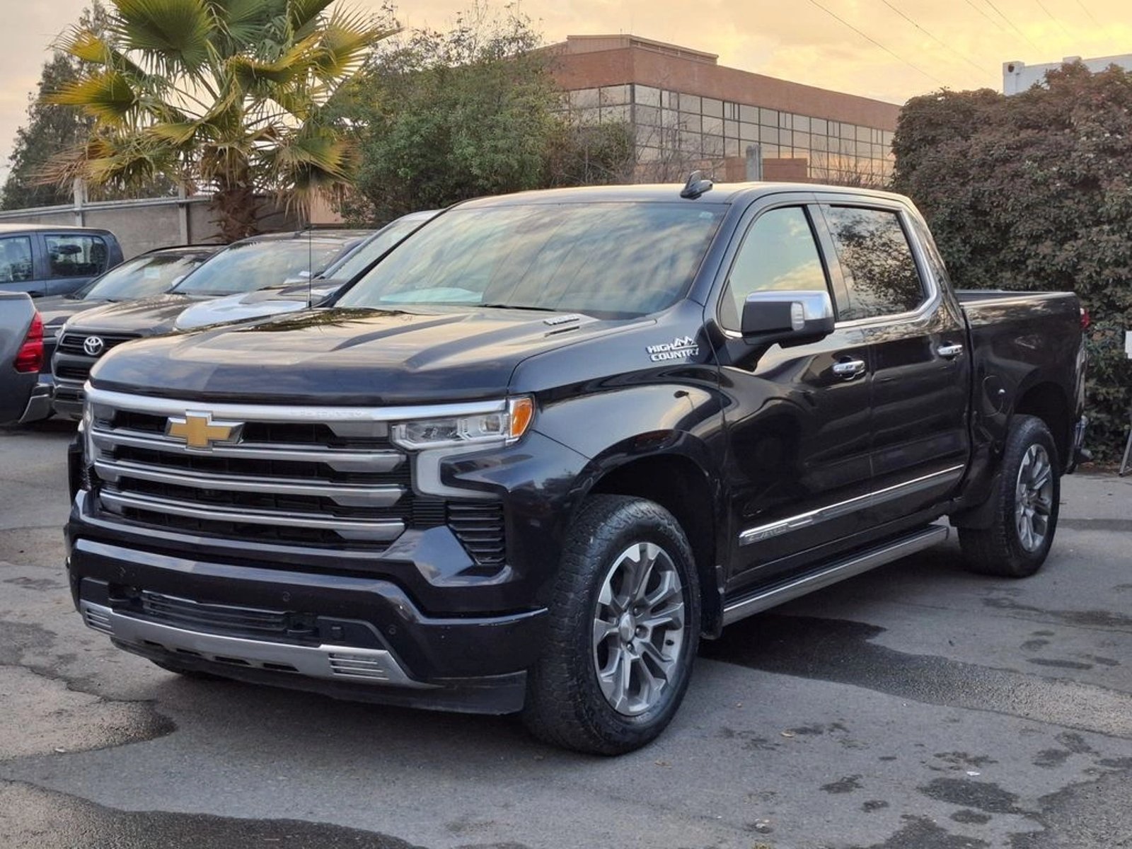 Chevrolet SILVERADO 3.0 CC HC AT 4X4 2024 - Foto 2 de 20