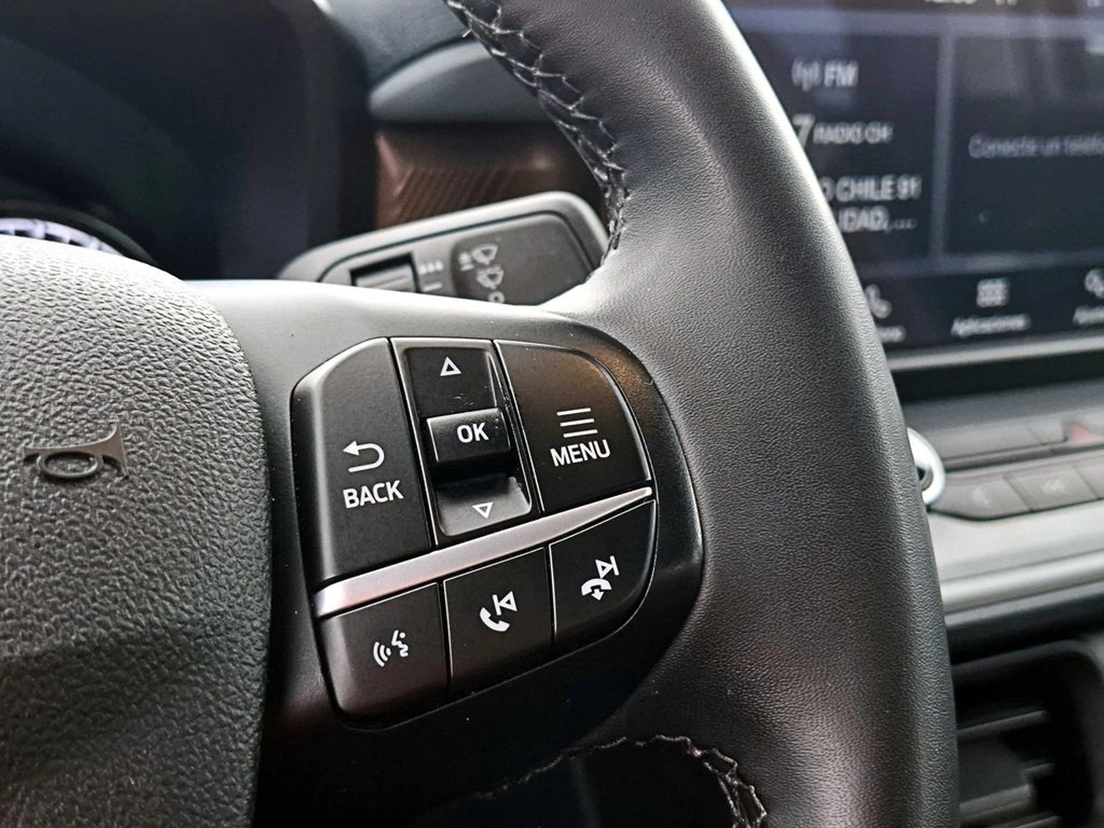 Ford MAVERICK LARIAT 2.0 4X4 AUT 2024 - Imagen 15 de 18