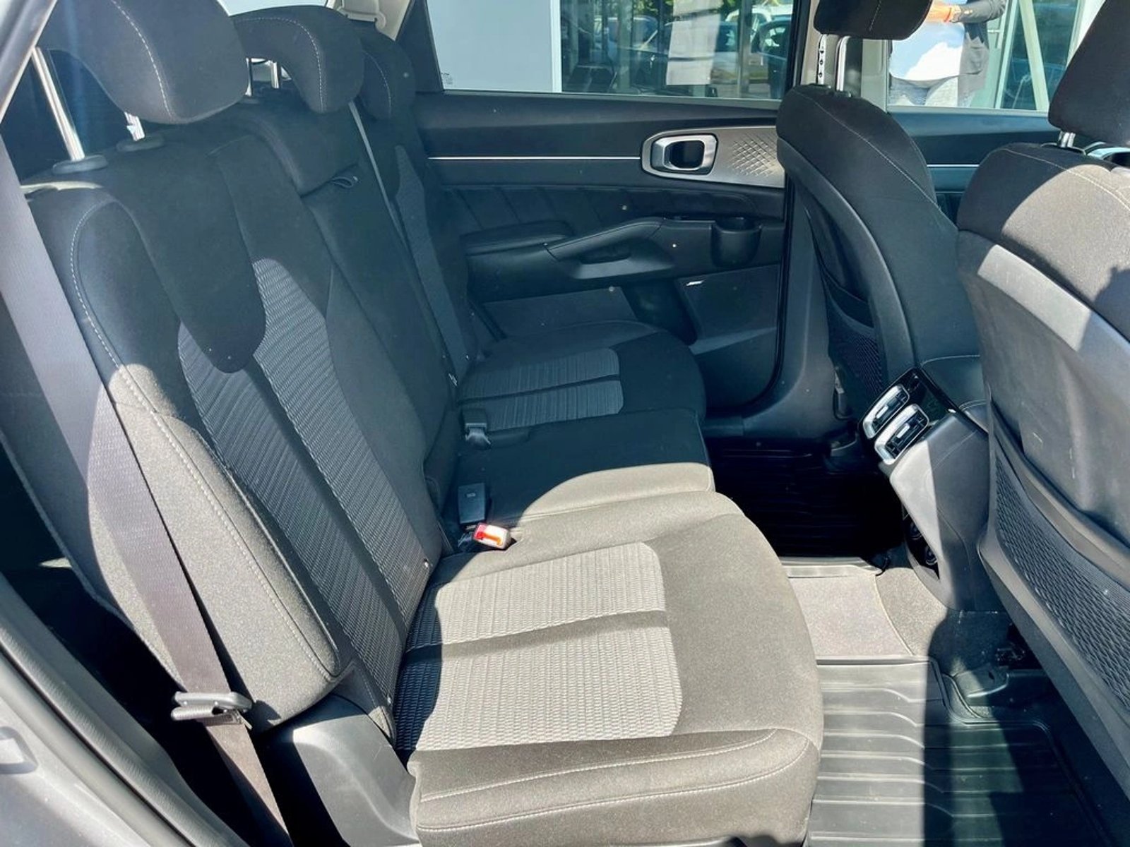 KIA SORENTO EX FULL 2023 - Imagen 8 de 15