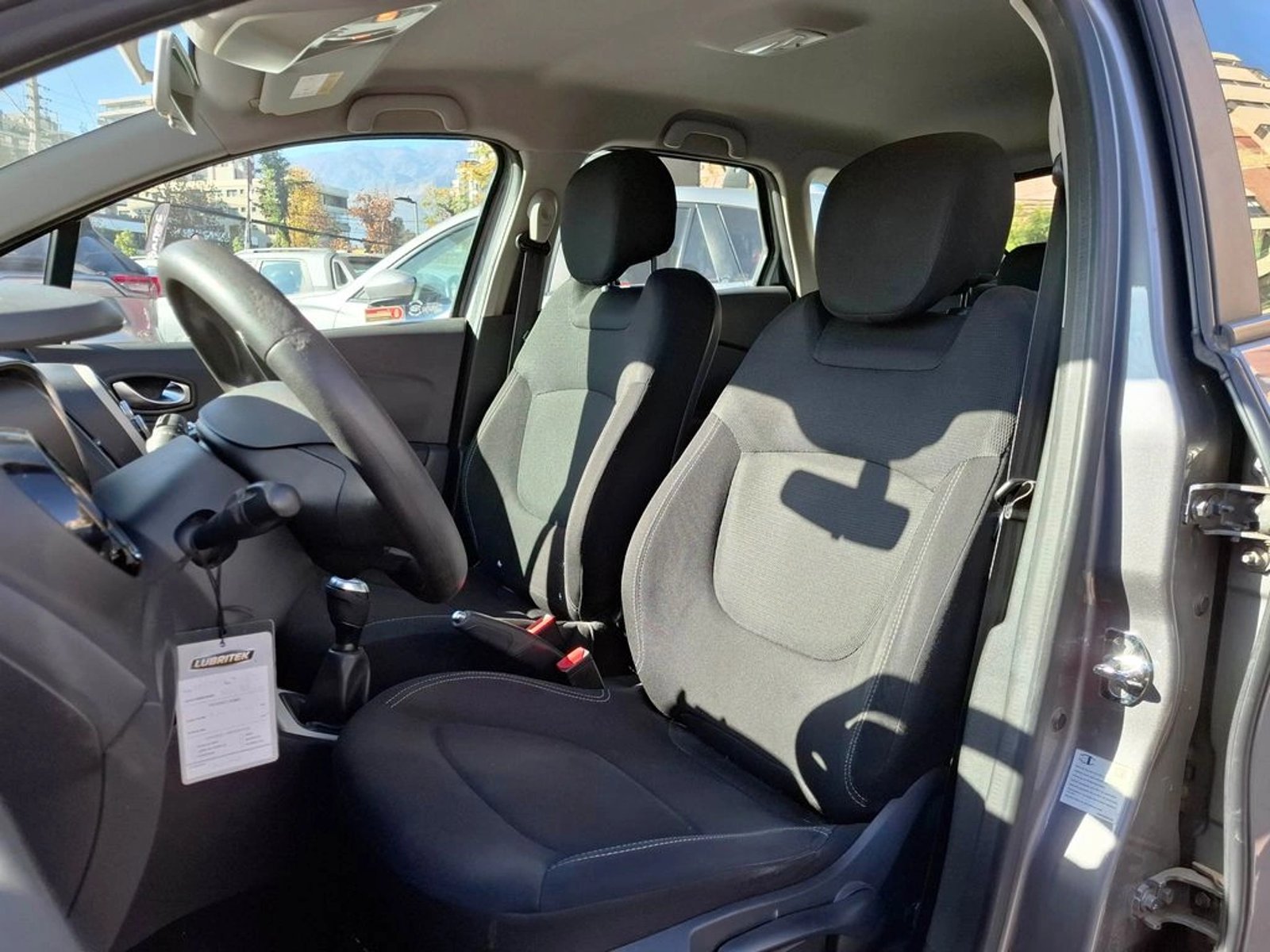 RENAULT CAPTUR CAPTUR LIFE 1.5 MT DIESEL 2021 - Imagen 13 de 20