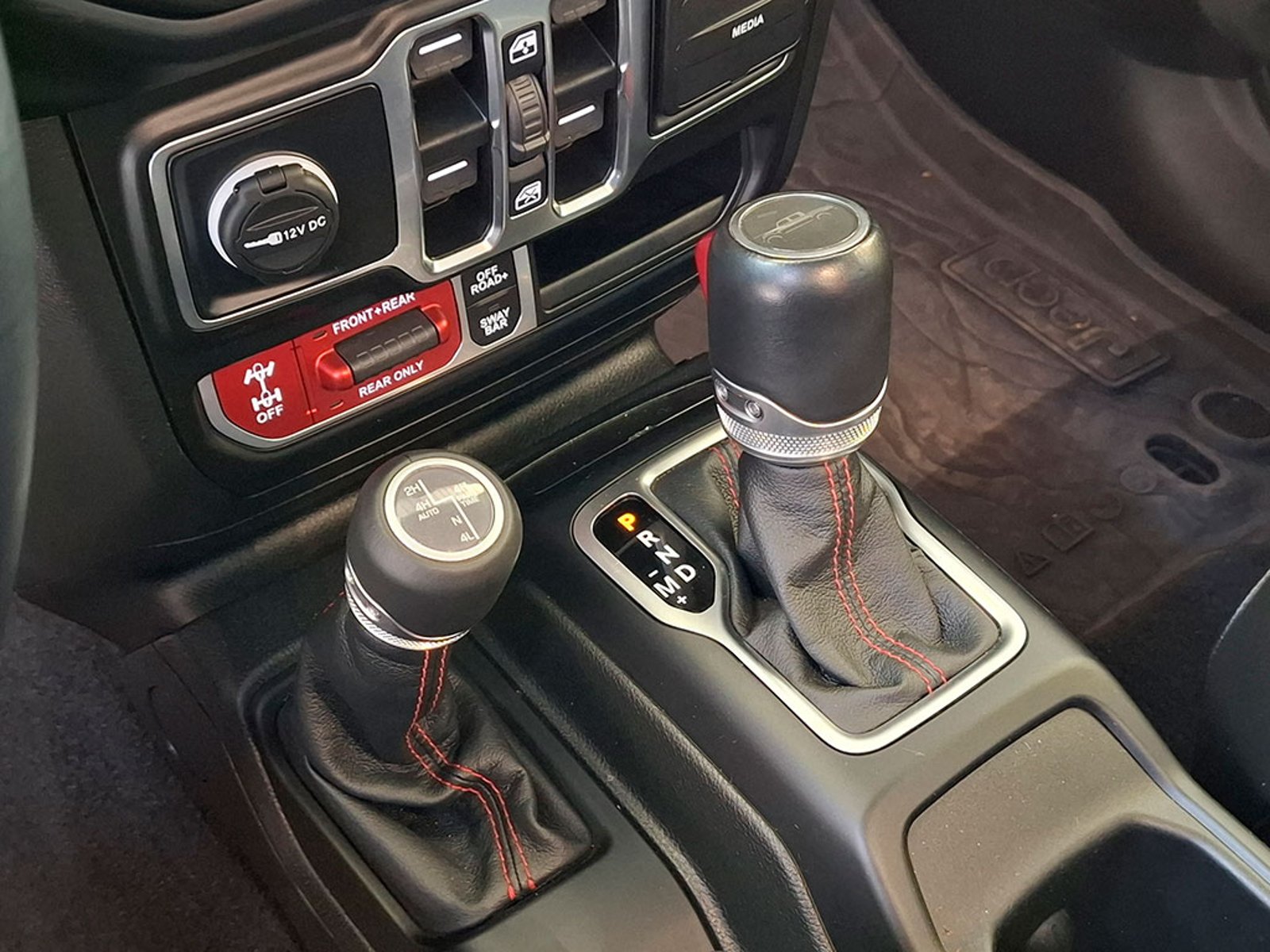JEEP GLADIATOR 3.6 RUBICON 4X4 2024 - Imagen 18 de 20