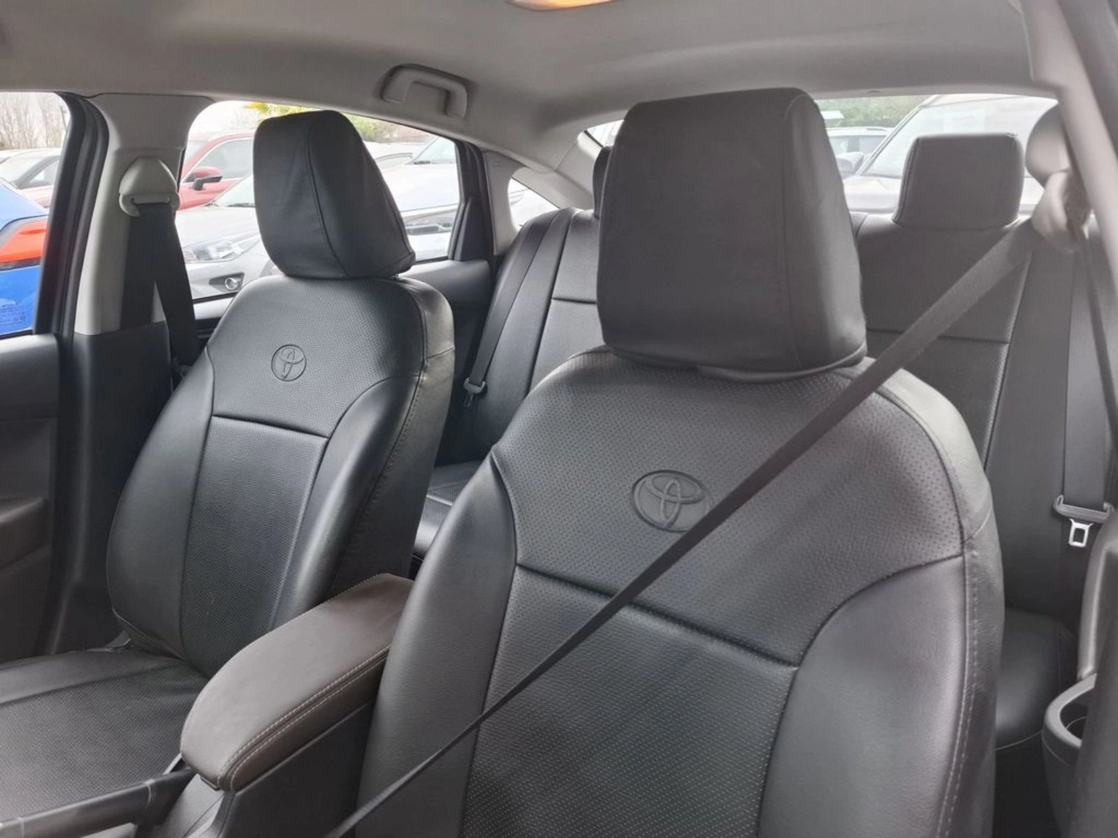Toyota YARIS E MT 2026 - Imagen 19 de 20