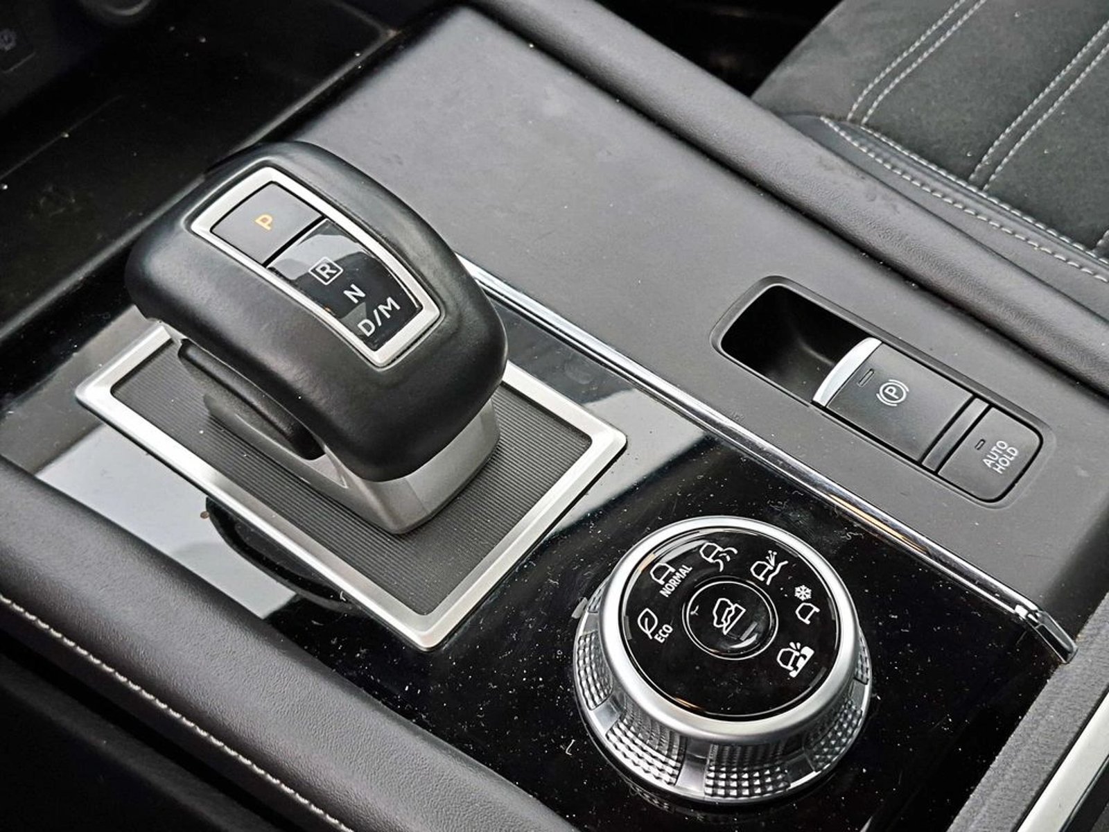 Mitsubishi OUTLANDER 2.5 GLS AT 4X4 2025 - Imagen 20 de 20