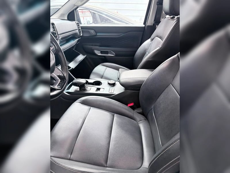 Ford RANGER 3.0 LIMITED AT 4X4 DIESEL 2024 - Imagen 7 de 8