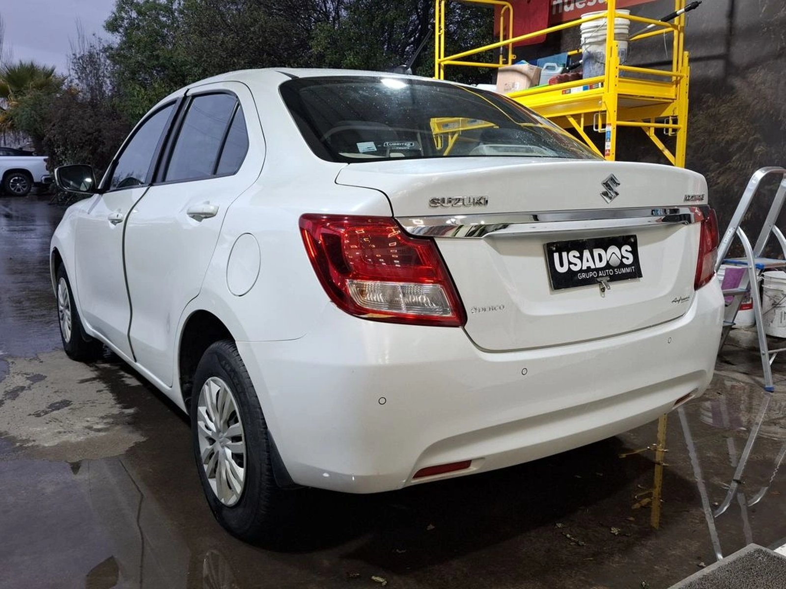 Suzuki DZIRE 1.2 GL 4X2 MT 4P 2022 - Foto 5 de 18