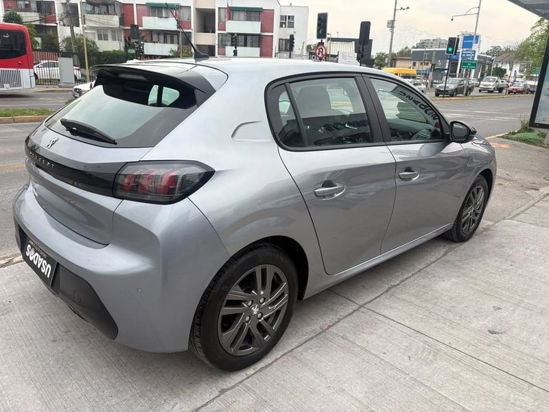 Peugeot 208 1.2 PURETECH ACTIVE PACK 4X2 75 MT 5P 2022 - Imagen 6 de 12