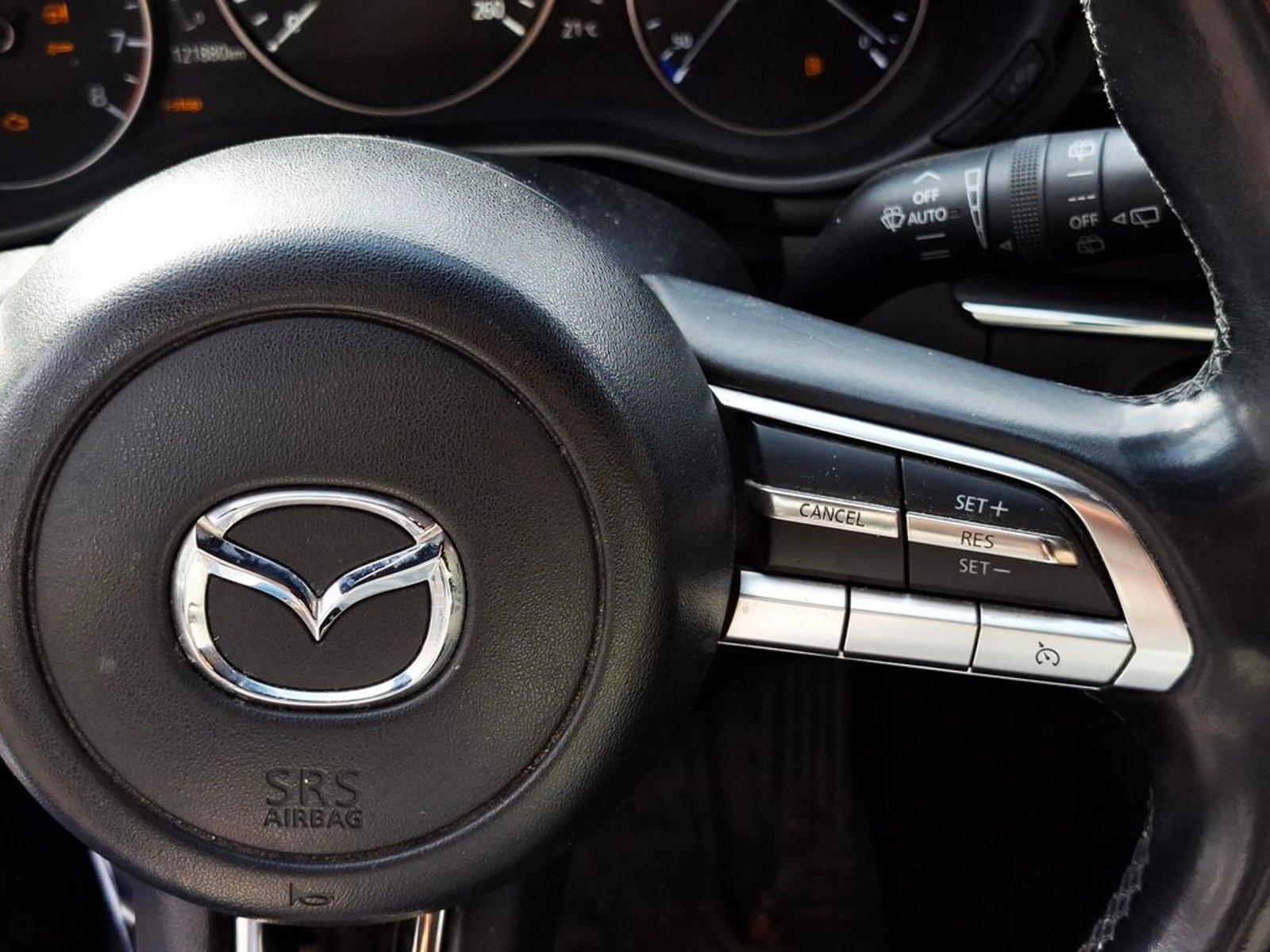MAZDA 3 SPORT 2.0 SPORT 2.0 MT 2020 - Imagen 19 de 20