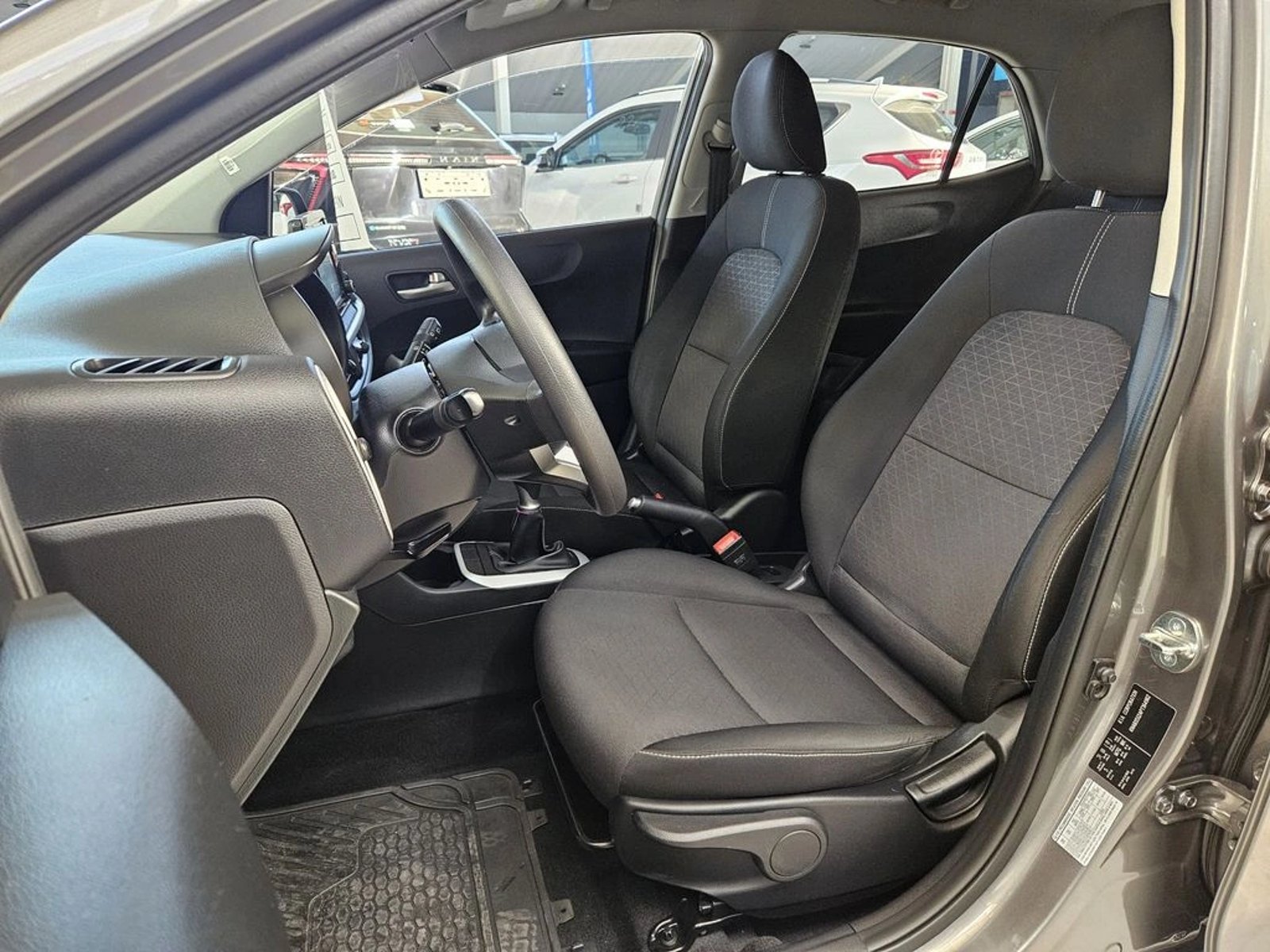 Kia MORNING 1.2 EX FULL SUNROOF MT 2024 - Imagen 12 de 20