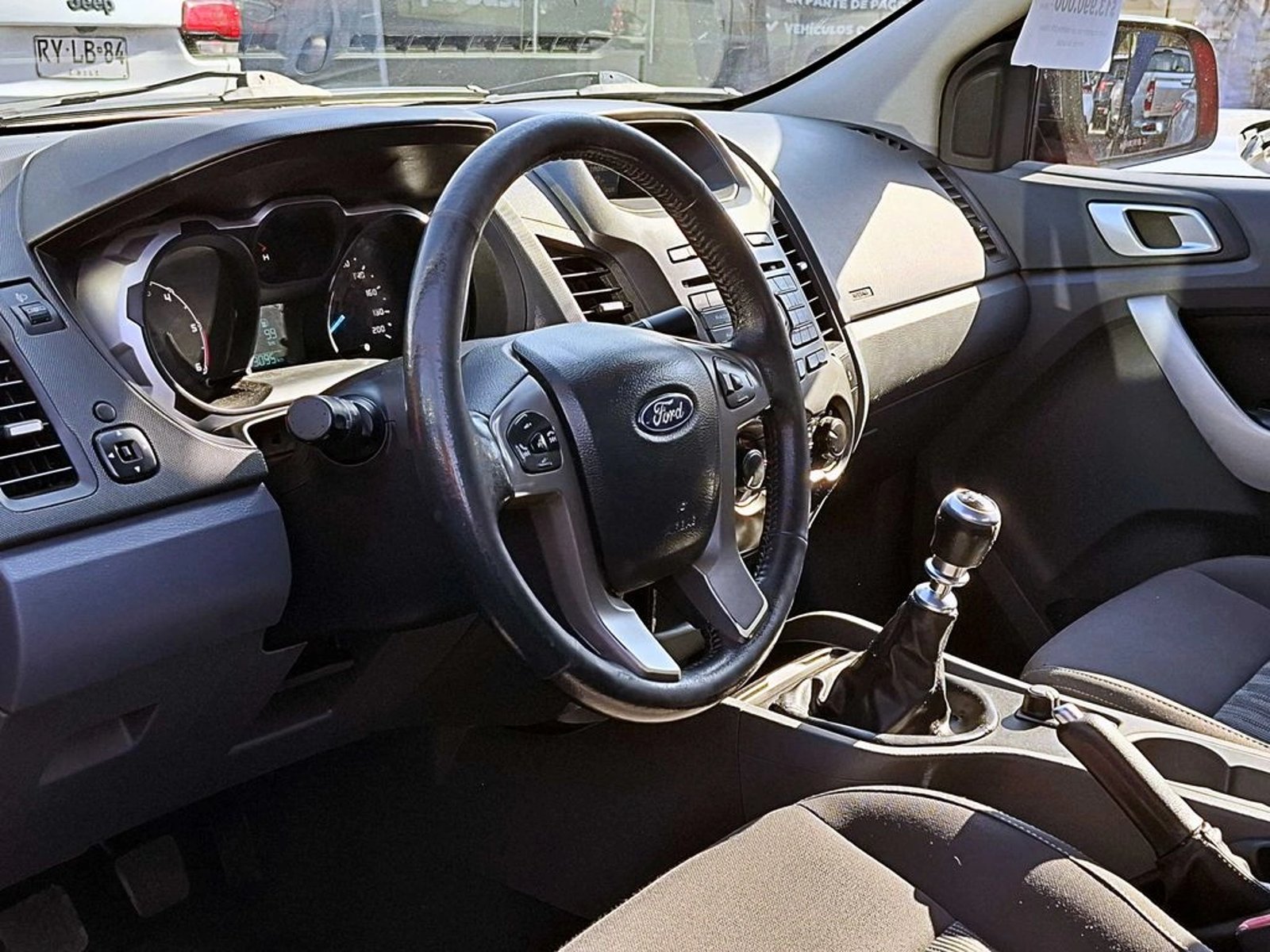 FORD RANGER 3.2 XLT MT 4X4 DIESEL 2016 - Imagen 9 de 18