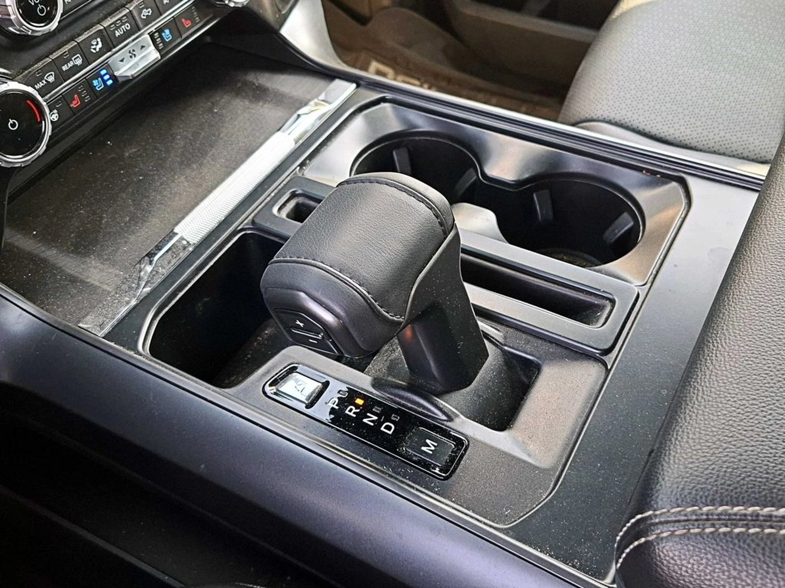 FORD F-150 LARIAT BLACK 5.0 AT 2025 - Imagen 14 de 16