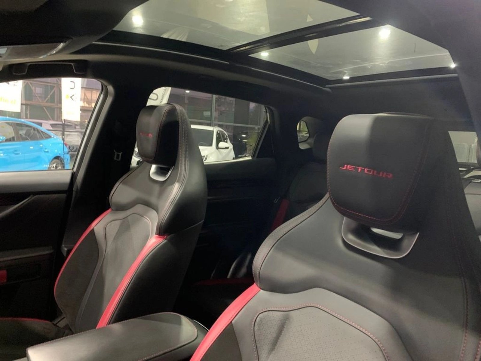 JETOUR DASHING 1.6 LIMITED AT 2024 - Imagen 9 de 11