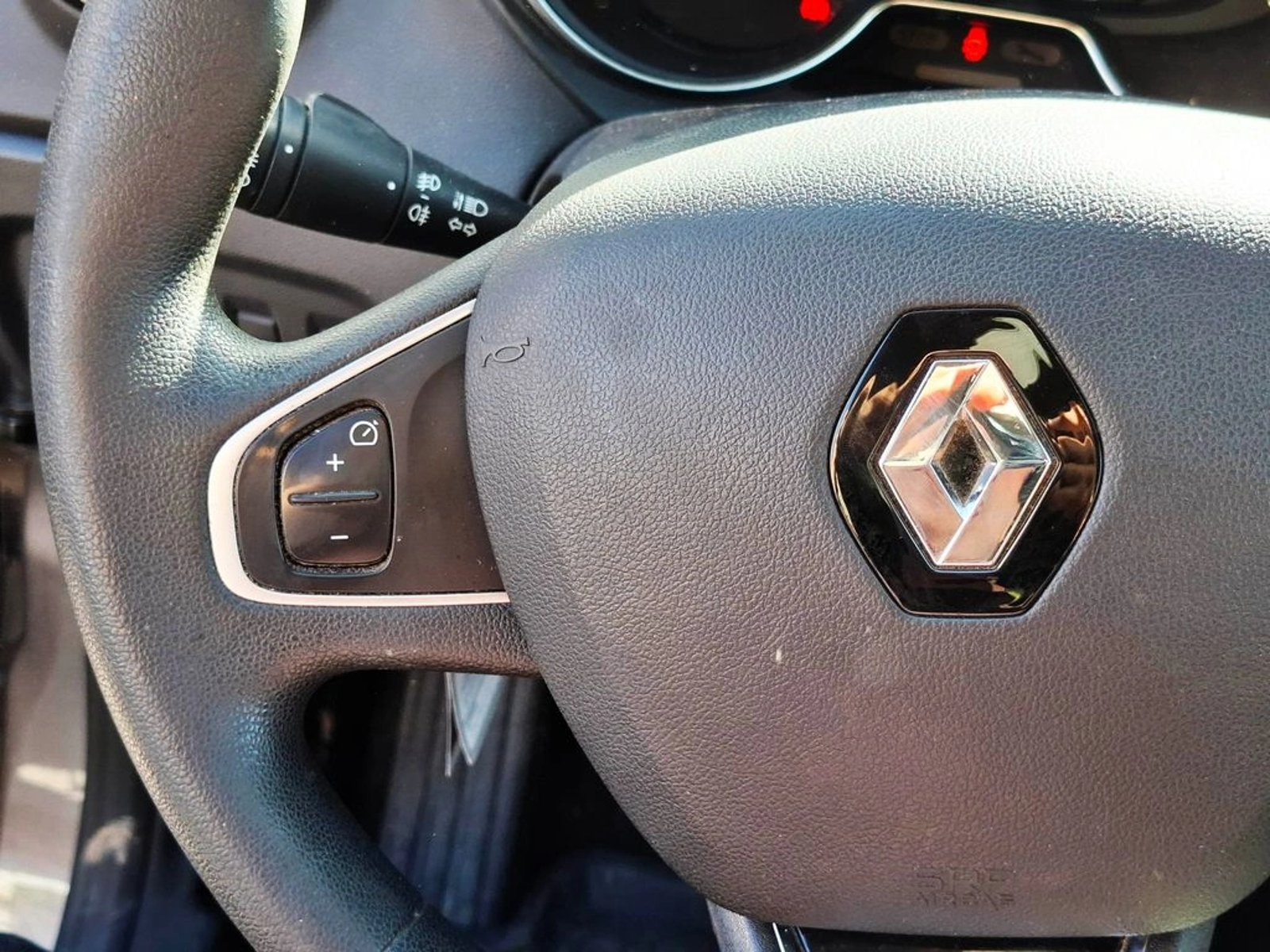 RENAULT CAPTUR CAPTUR LIFE 1.5 MT DIESEL 2021 - Imagen 16 de 20
