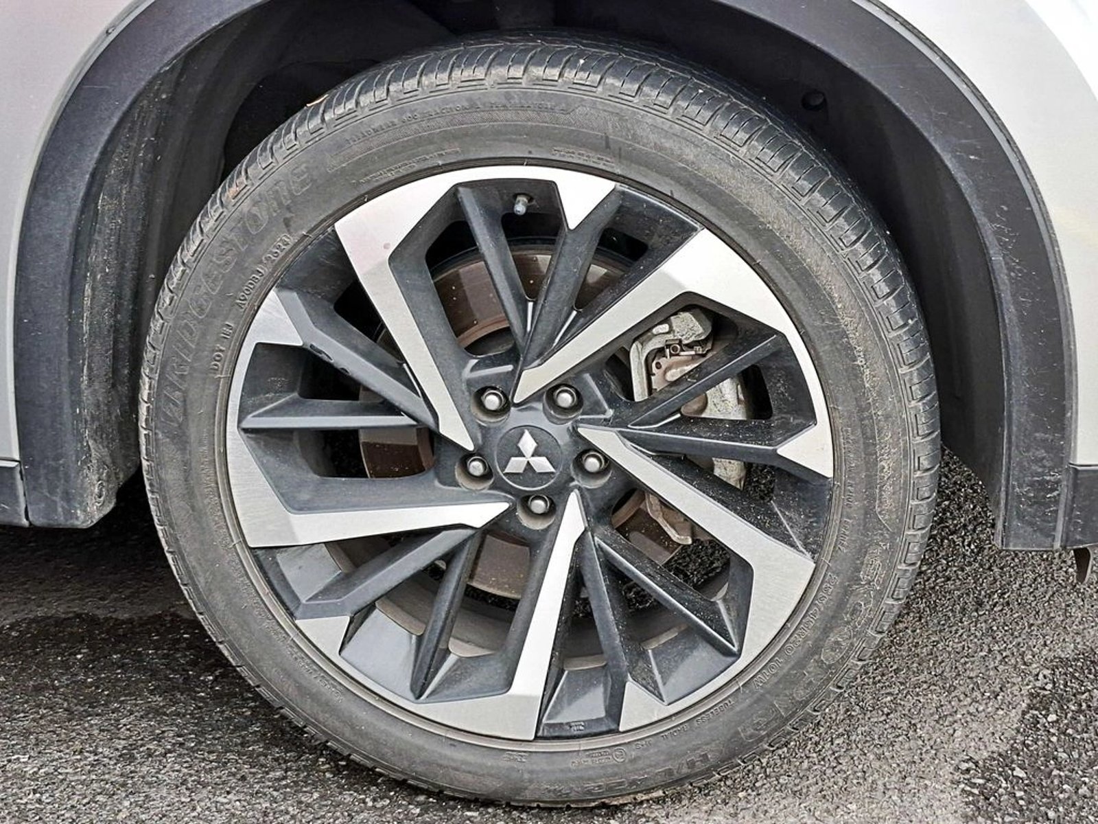 Mitsubishi OUTLANDER 2.5 GLS AT 4X4 2025 - Imagen 5 de 20