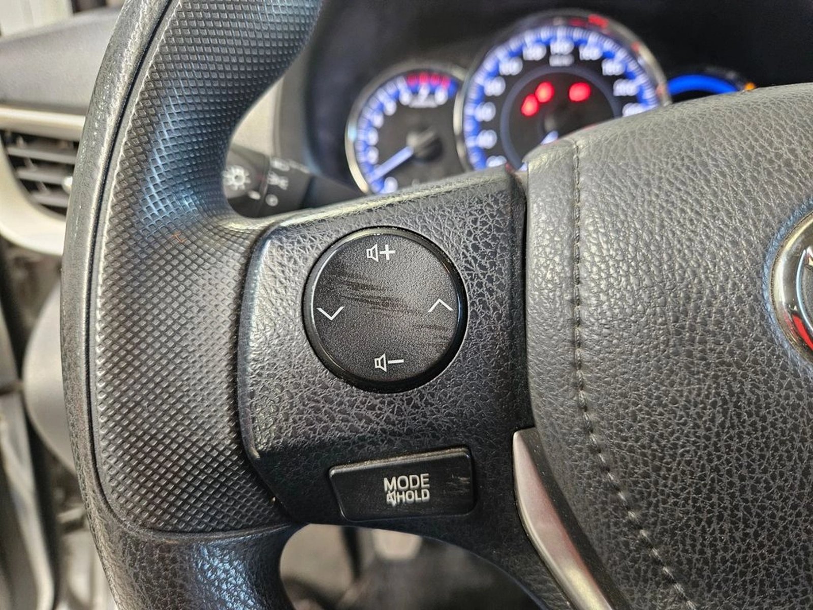 Toyota YARIS 1.5 SPORT MT 2020 - Foto 4 de 19