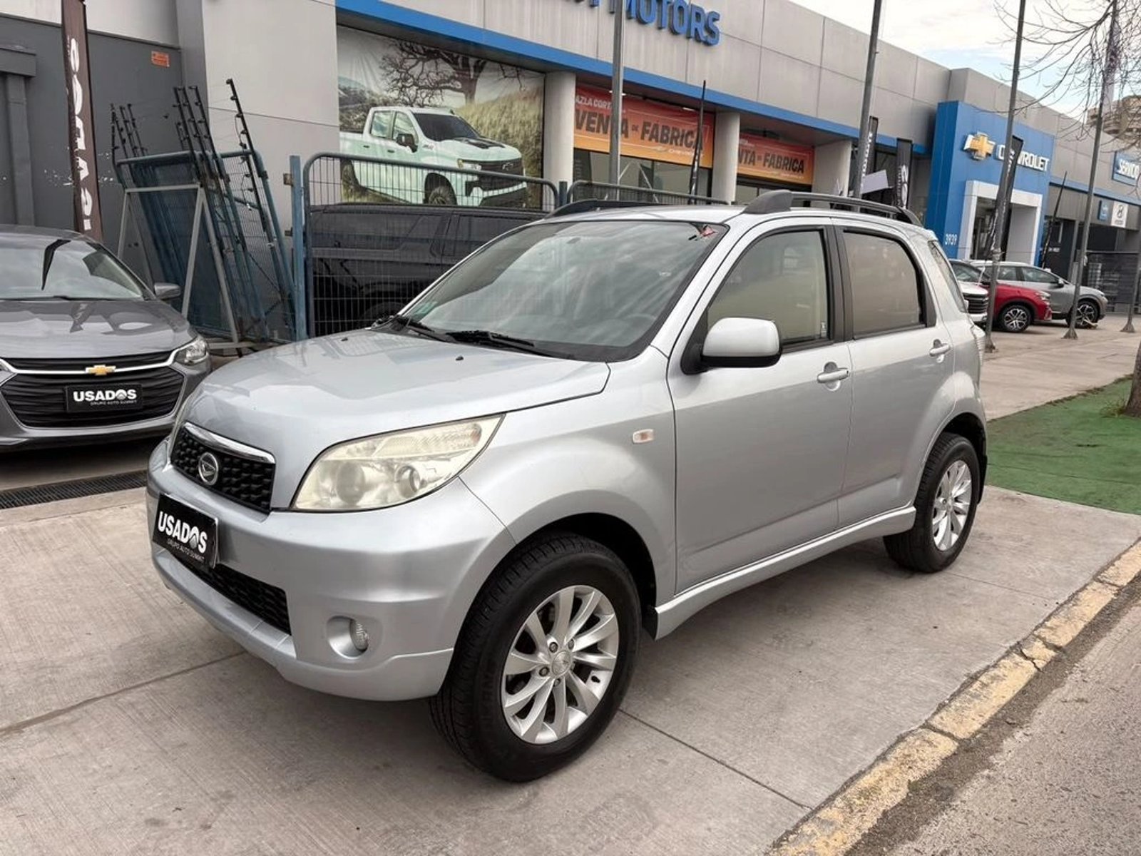 Daihatsu TERIOS 1.5 GLI LL TDZ01 MT 2012 - Foto 2 de 9