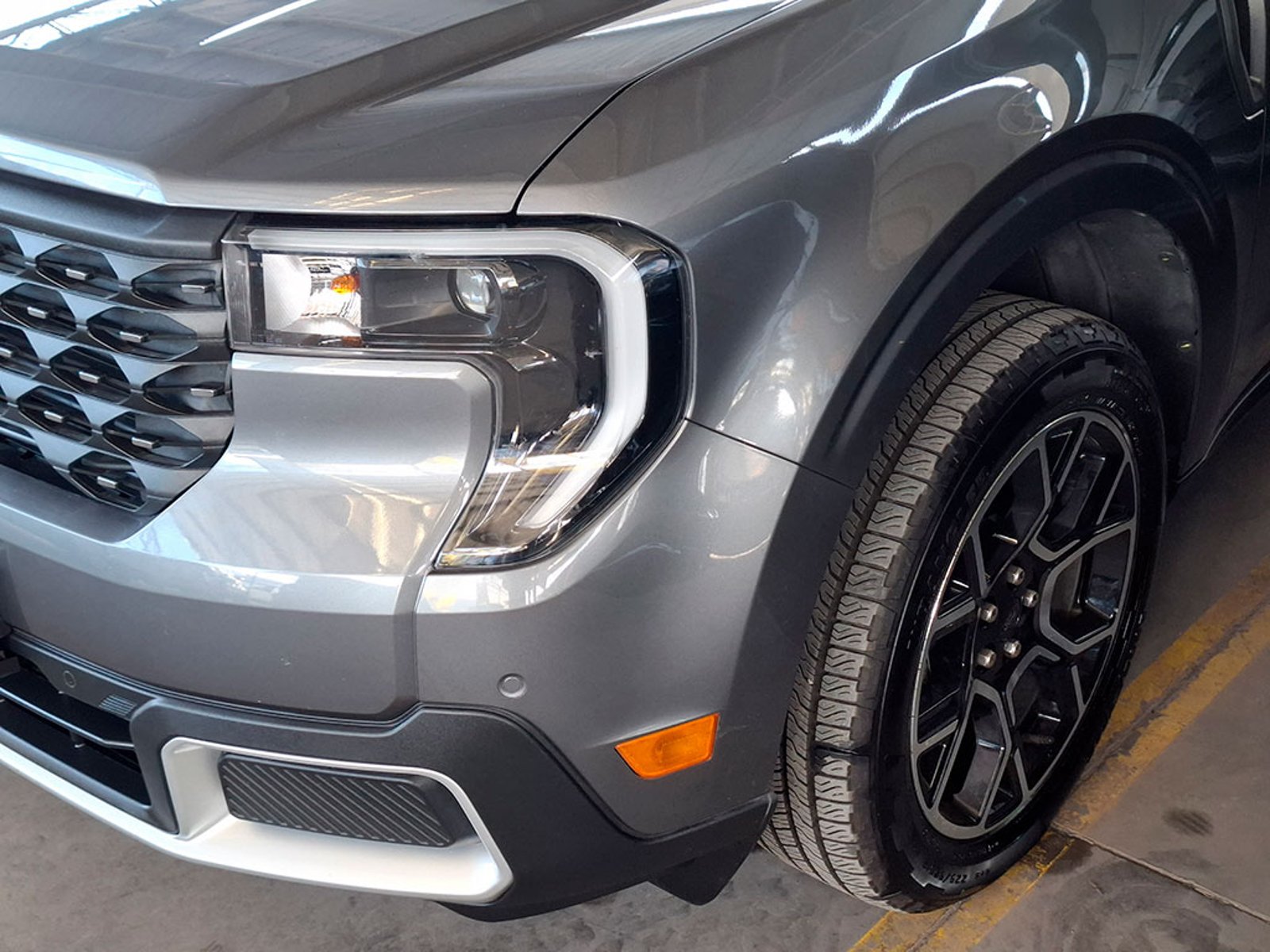 FORD MAVERICK 2.5 LARIAT FHEV AT 4X4 2025 - Imagen 8 de 20