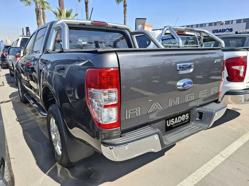 Ford RANGER XTL 3.2 4X2 MT 2021 - Imagen 8 de 17