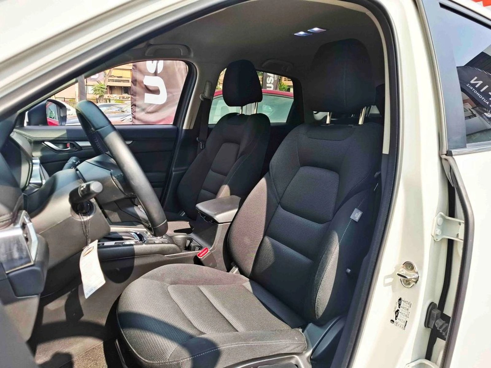 MAZDA CX-5 2.0 CORE AUT 2WD 2023 - Imagen 16 de 20