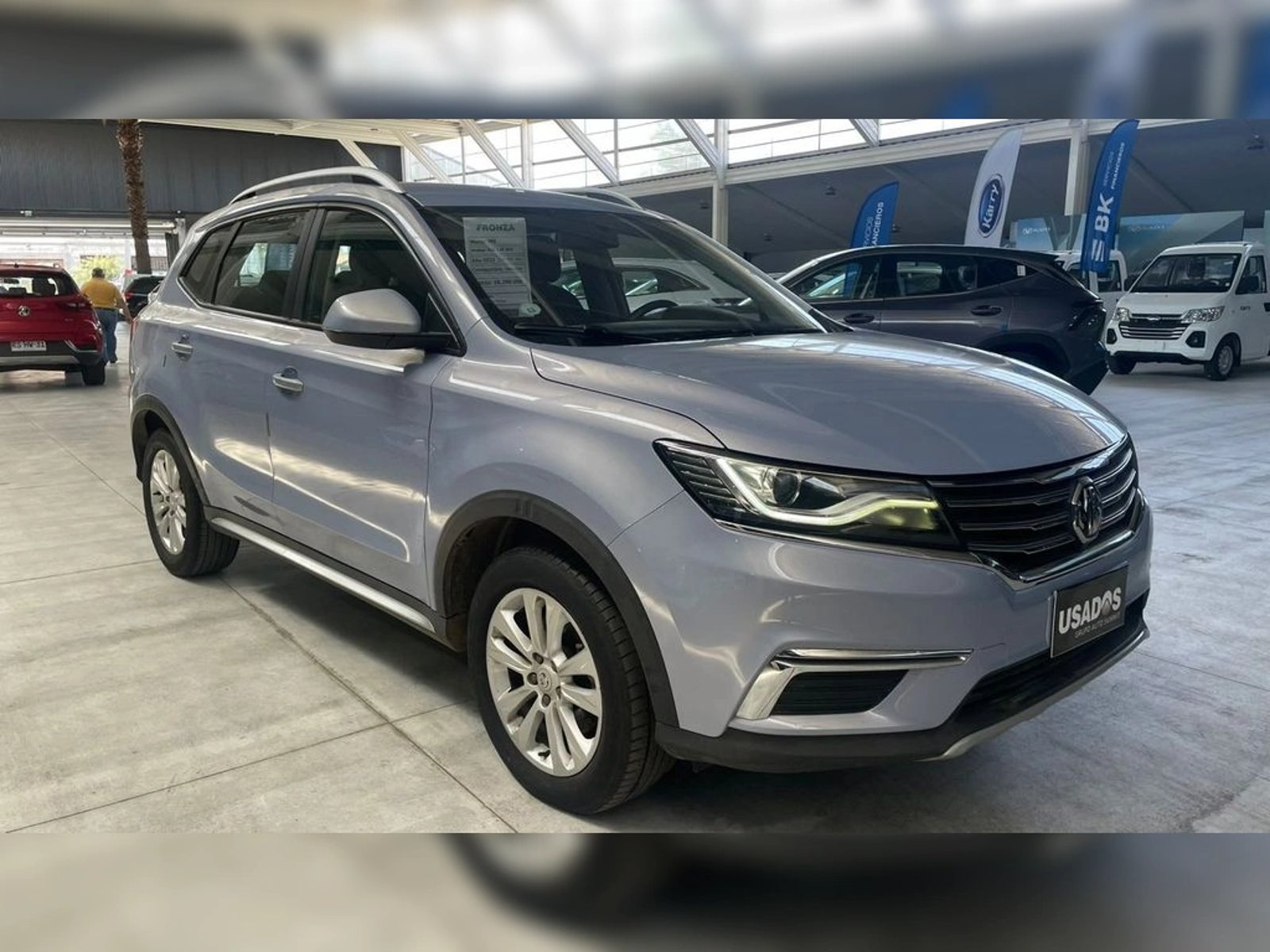 MG RX5 1.5T STD 2WD MT 5P 2023 - Foto 3 de 11