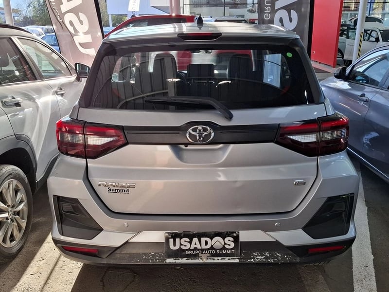 Toyota RAIZE 1.2 E CVT AT 2023 - Imagen 6 de 14