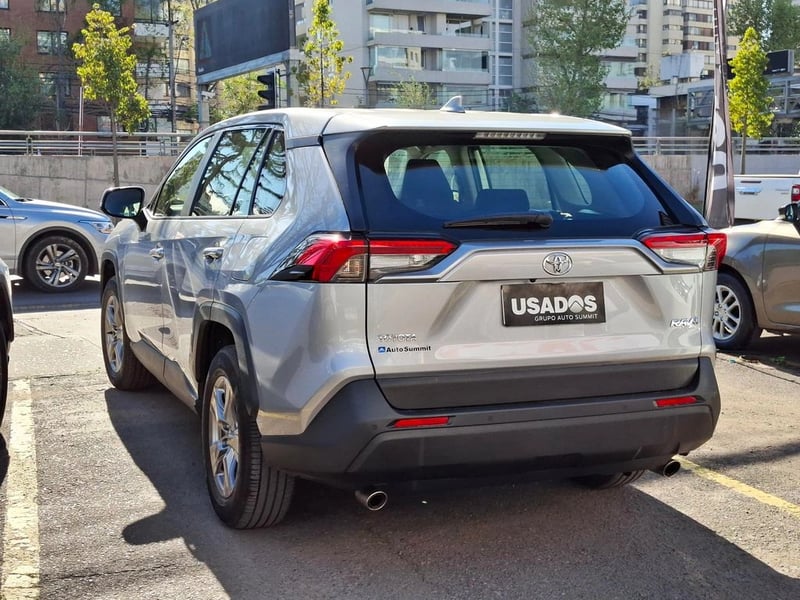 Toyota RAV4 4X2 2.0 LE AUT 2025 - Imagen 7 de 20