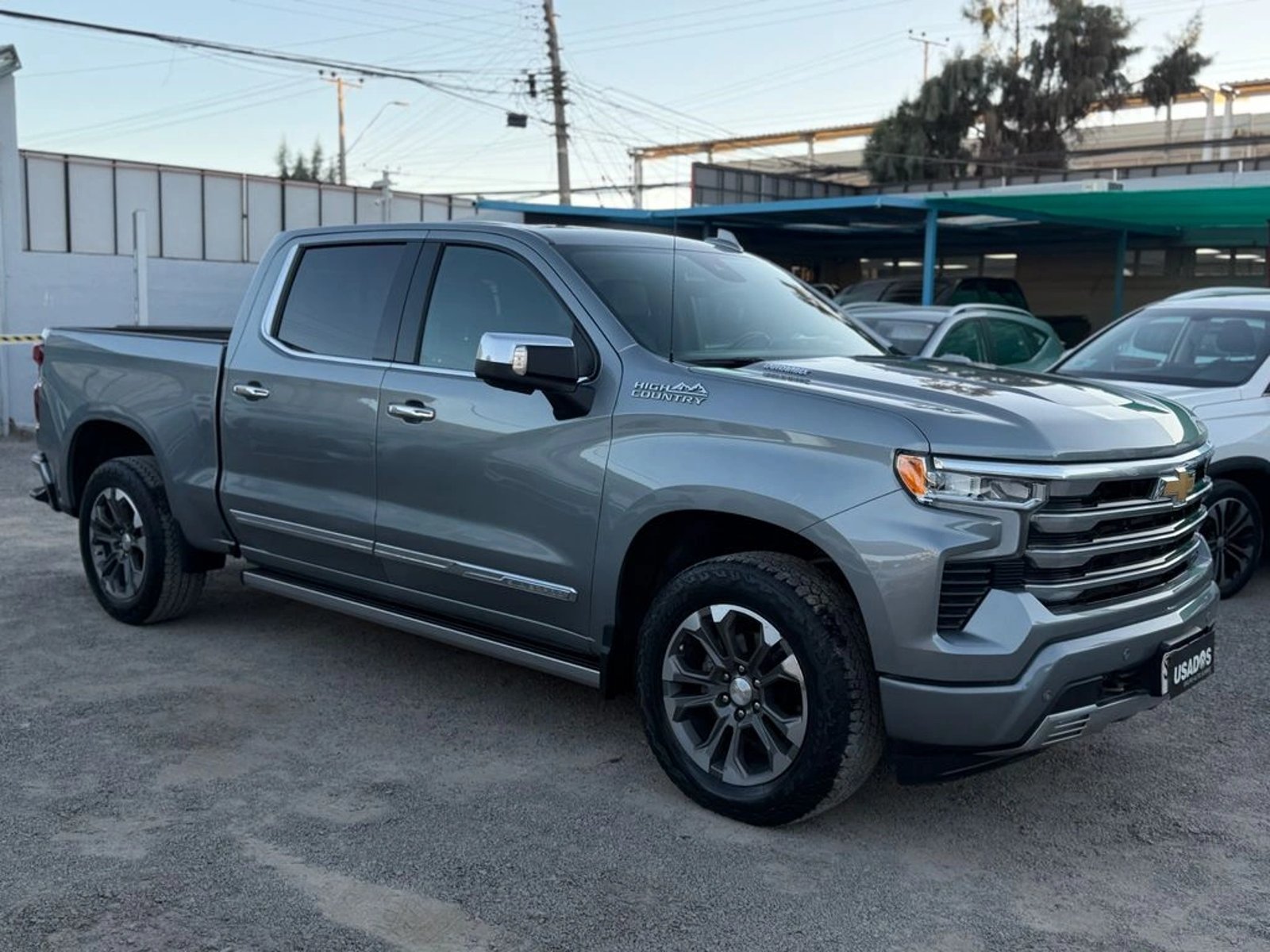 Chevrolet SILVERADO 3.0 HIGH COUNTRY 2023 - Foto 4 de 20