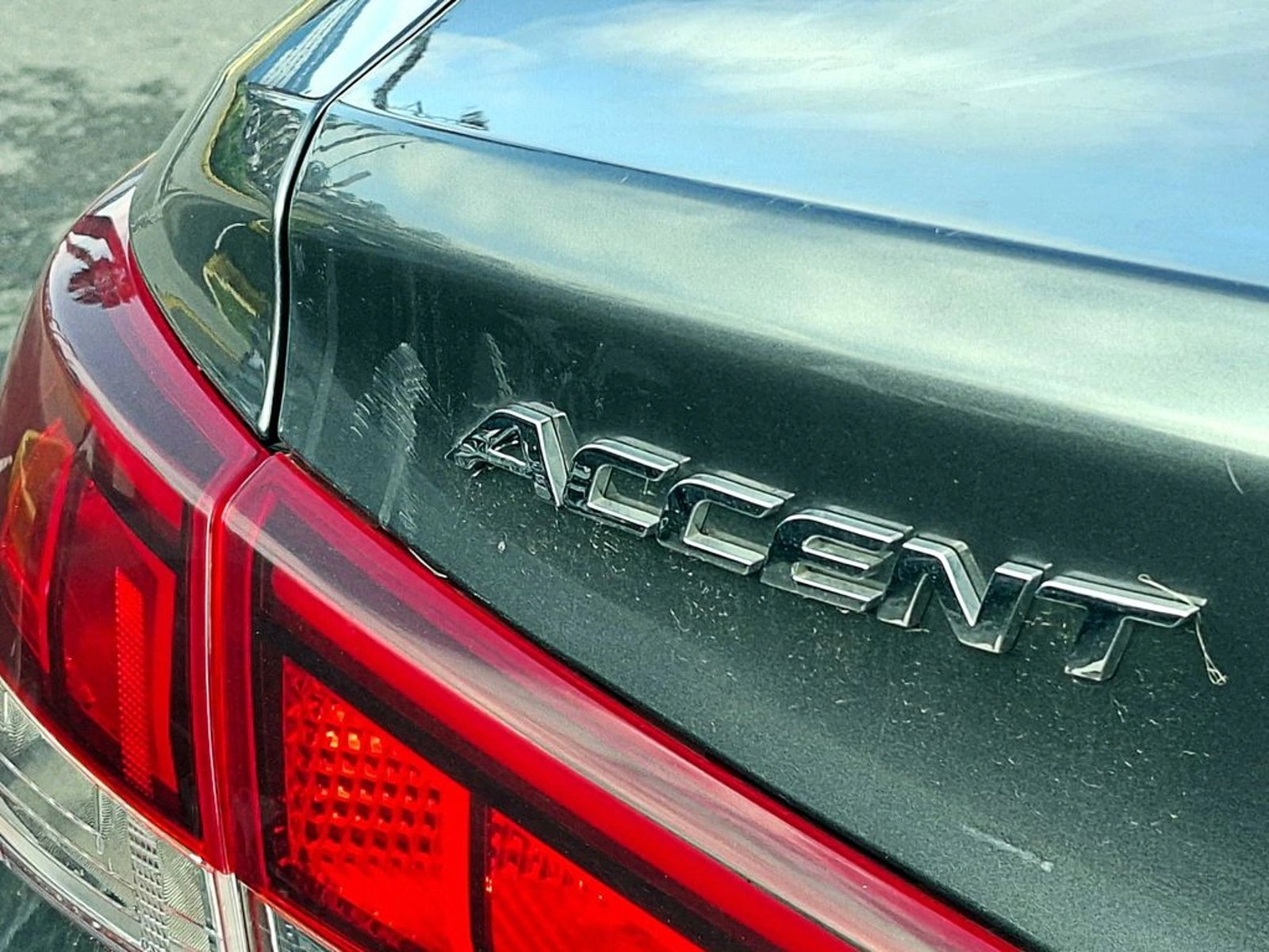 Hyundai ACCENT 1.4 4X2 MT 4P 2022 - Imagen 7 de 9