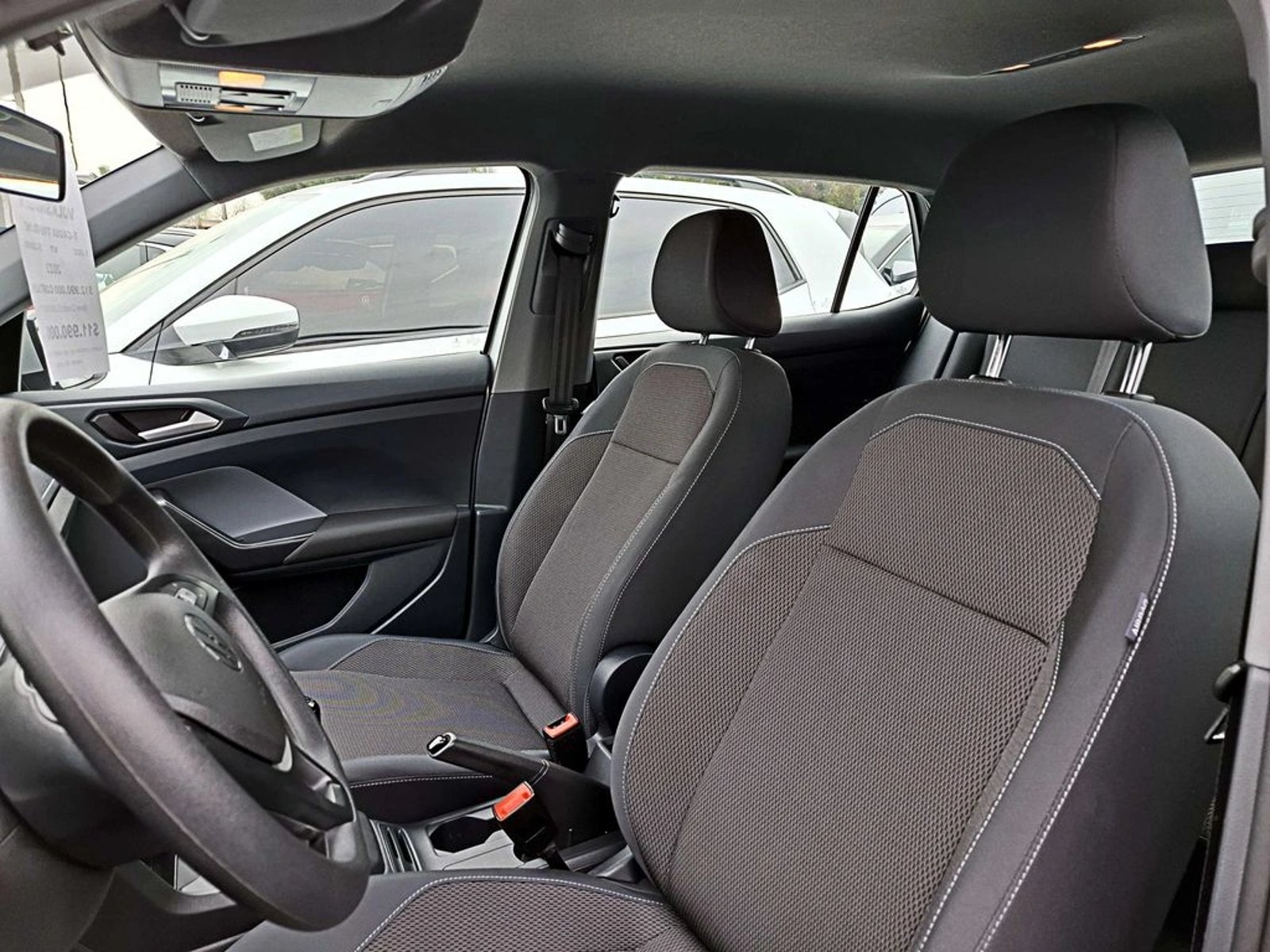 Volkswagen T-CROSS 1.0 TRENDLINE MT 2023 - Imagen 12 de 20