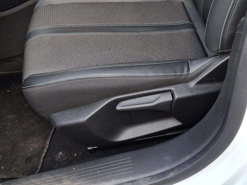 Peugeot 308 1.5 2023 - Imagen 13 de 20