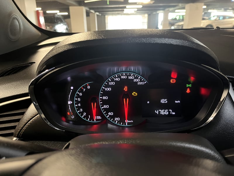 Chevrolet TRACKER 1.8 LS MT 2020 - Imagen 15 de 20