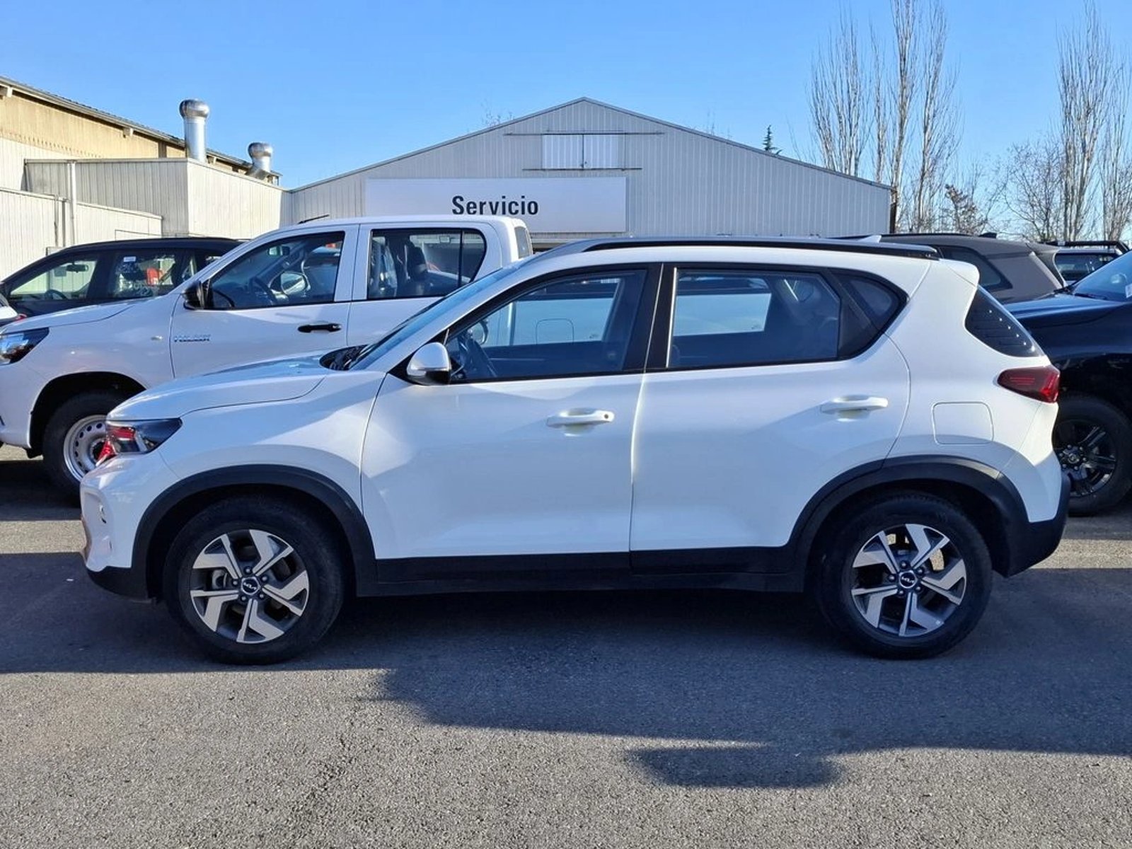 Kia SONET 1.5 EX 4X2 RI 6MT 5P 2024 - Imagen 6 de 20