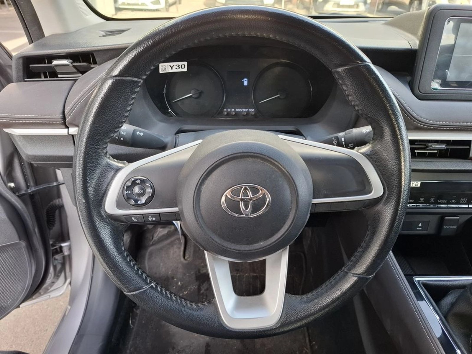 TOYOTA YARIS 1.5 E MT 2024 - Imagen 16 de 20