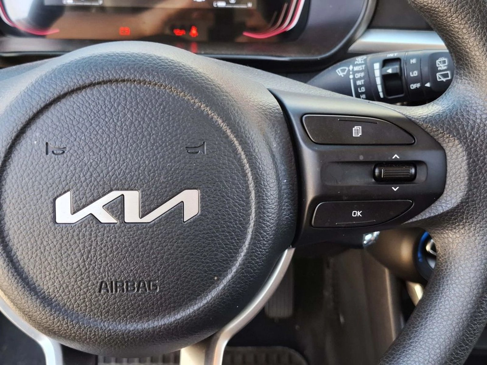 Kia MORNING 1.2 2025 - Imagen 18 de 20